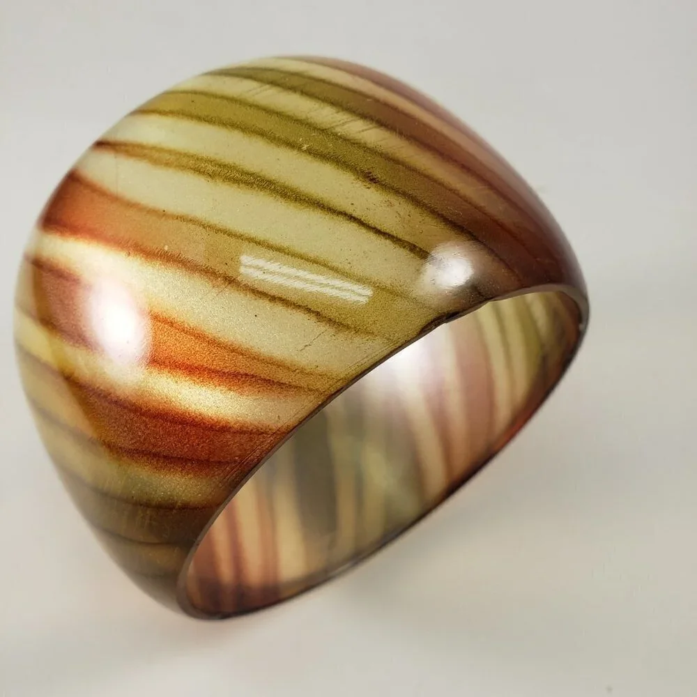 2.75 inch Diameter Women's Bangle Bracelet - Stylish and Comfortable Jewelry